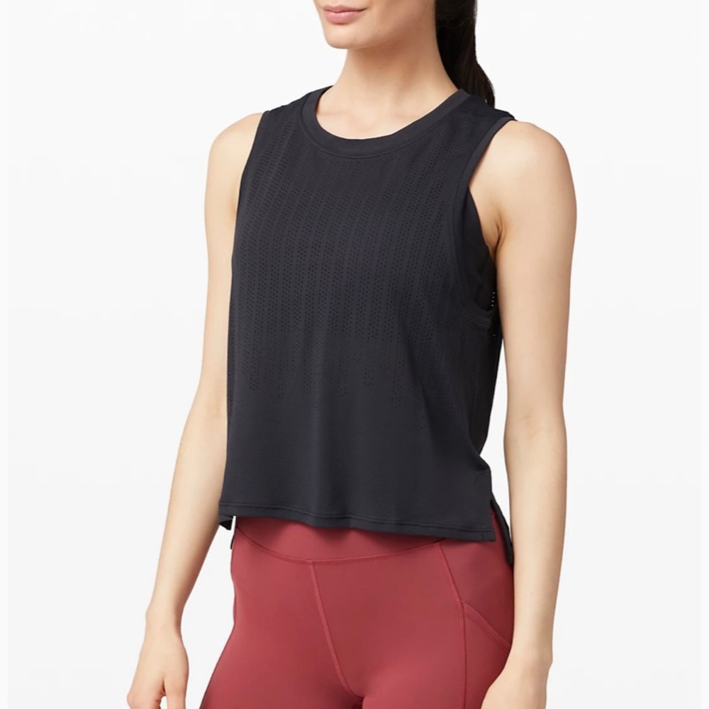 Euc Lululemon Train to Be Tank black 4